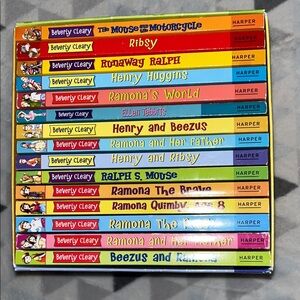The World of Beverly Cleary Collection: 15 Books and box